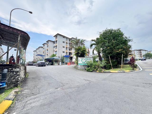 Apartment for sale in Langat, Selangor