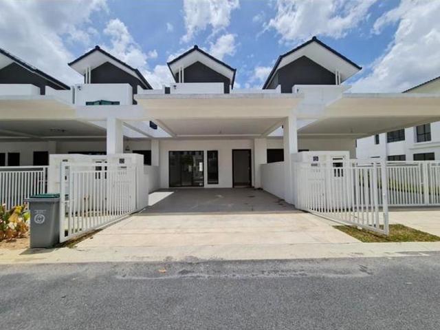 Terraced House for sale in Sendayan Village, Negeri Sembilan