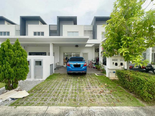 Terraced House for sale in Tanjong Sepat, Selangor