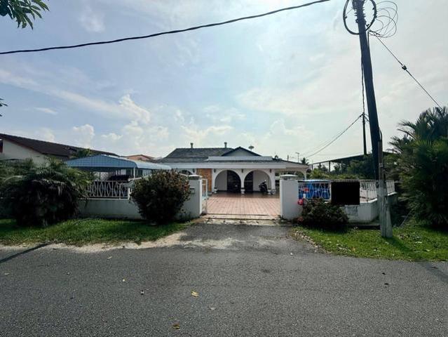 Bungalow for sale in Port Klang, Selangor