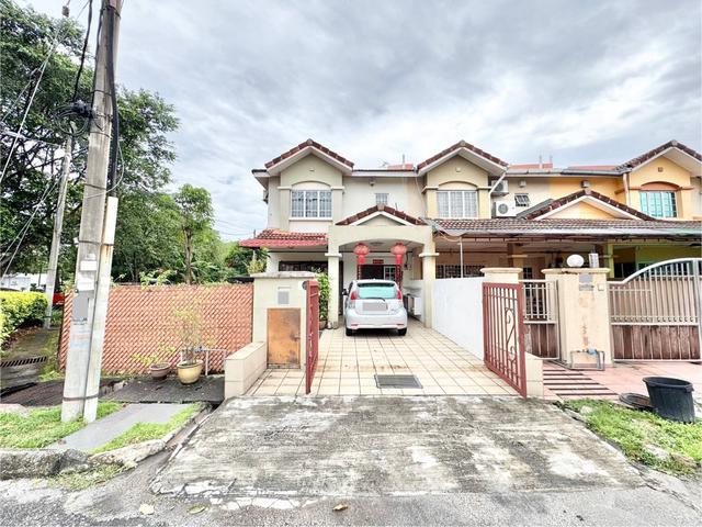 Terraced House for sale in Petaling, Subang Jaya