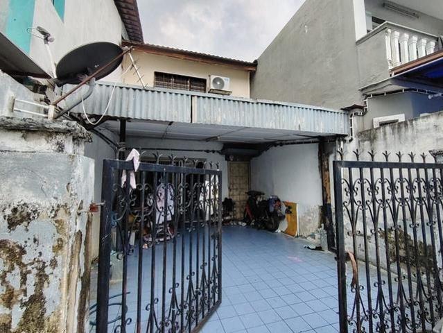 Terraced House for sale in Langat, Selangor
