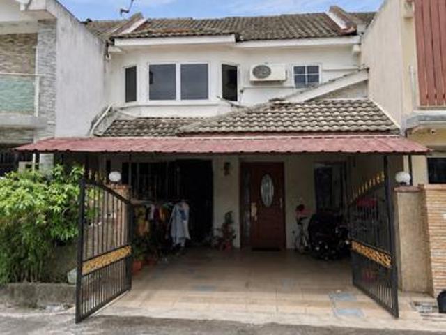 Terraced House for sale in Langat, Selangor