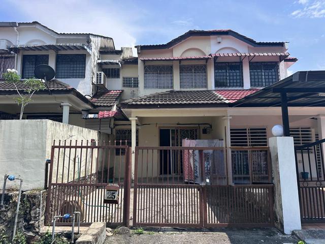 Terraced House for sale in Cheras