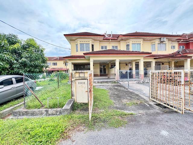 Terraced House for sale in Tanjong Sepat, Selangor