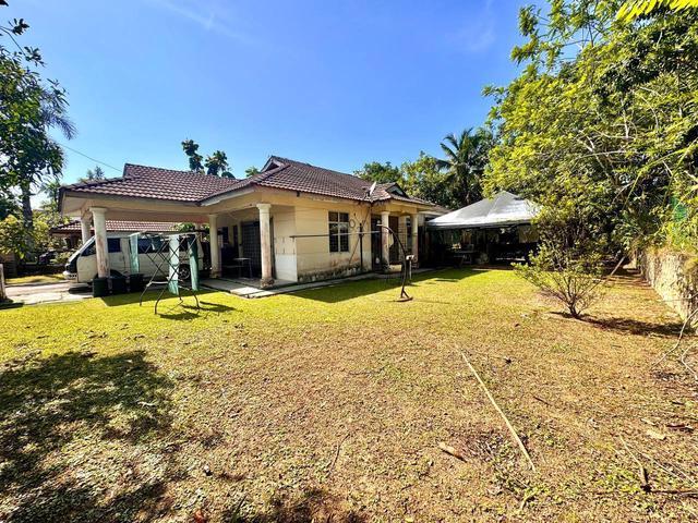 Bungalow for sale in Kajang, Langat