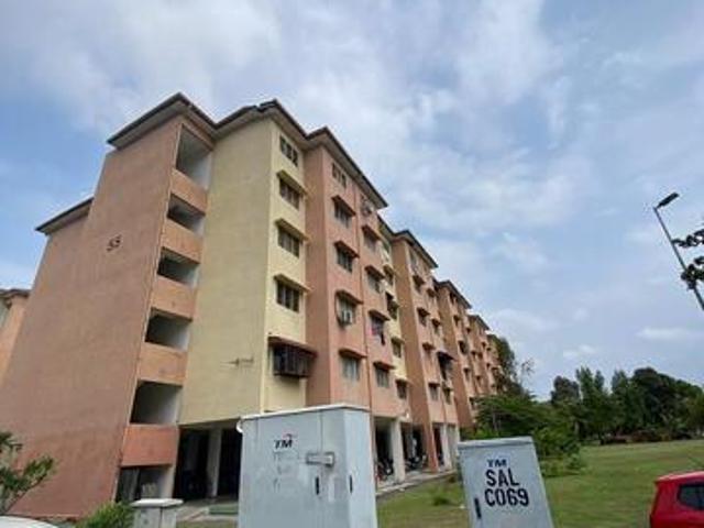 Flat for sale in Petaling, Alam Impian