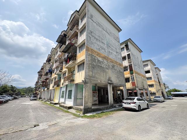 Flat for sale in Kajang, Langat