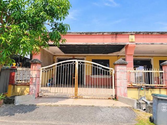 Terraced House for sale in Bahau, Jempol