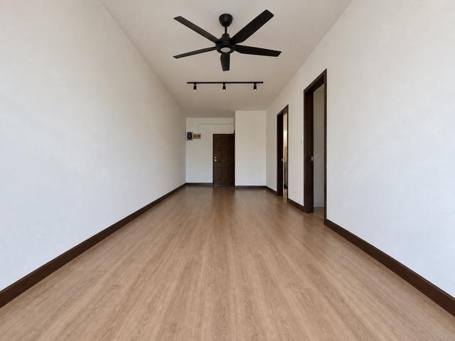 Apartment for sale in Seri Kembangan, Majlis Bandaraya Subang Jaya