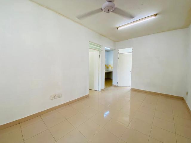 Apartment for sale in Petaling, Damansara Damai