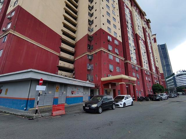 Apartment for sale in Petaling, Damansara Damai