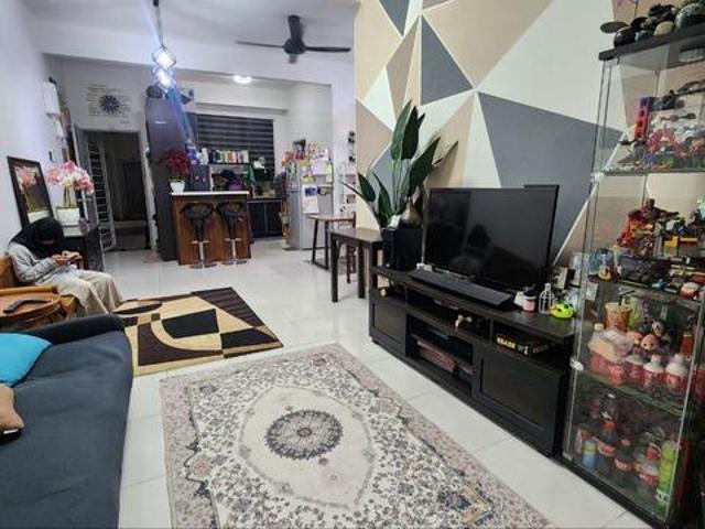 Apartment for sale in Tanjong Sepat, Selangor