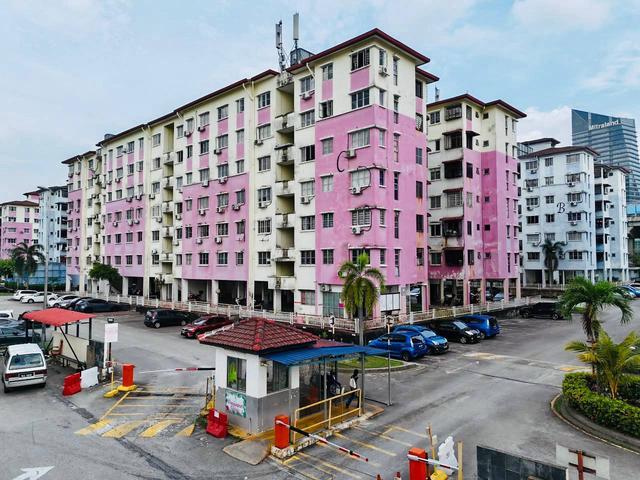 Condominium for sale in Petaling, Damansara Damai