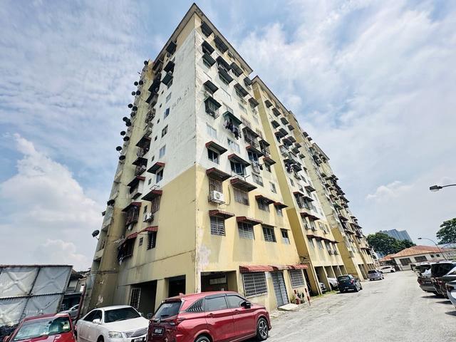 Flat for sale in Country Heights Damansara, Kuala Lumpur