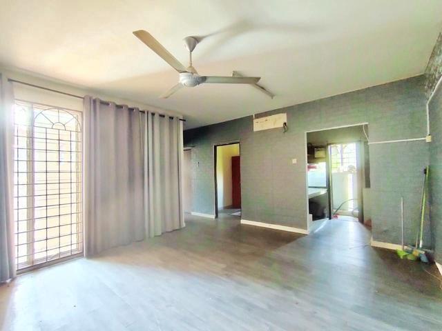 Flat for sale in Petaling, Subang Jaya