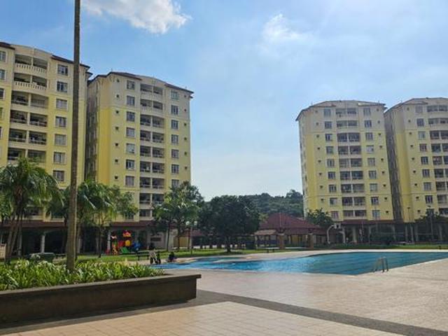 Condominium for sale in Petaling, Subang Jaya
