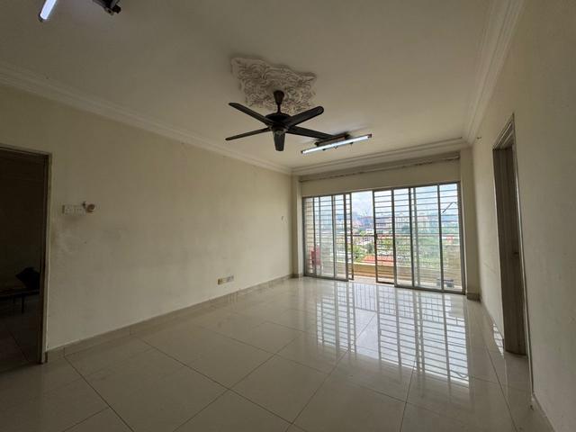 Apartment for sale in Country Heights Damansara, Kuala Lumpur