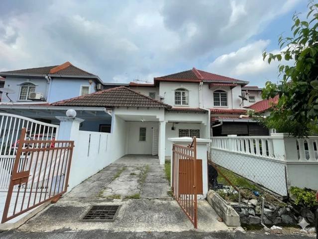 Terraced House for sale in Petaling, Subang Jaya