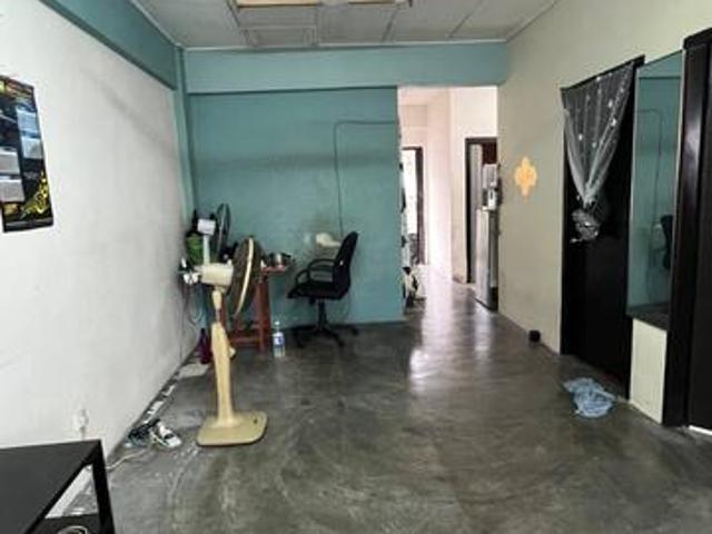 Flat for sale in Petaling, Subang Jaya