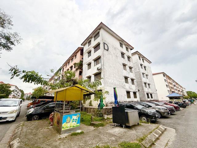 Apartment for sale in Kajang, Langat