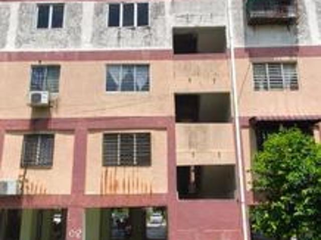 Flat for sale in Petaling, Subang Jaya