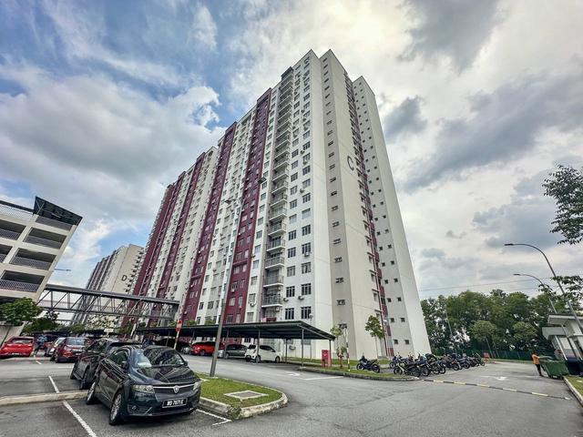 Apartment for sale in Petaling, Subang Jaya