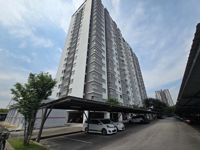 Apartment for sale in Shah Alam, Petaling