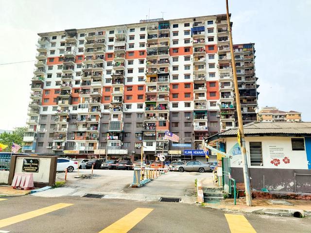 Apartment for sale in Petaling, Damansara Damai