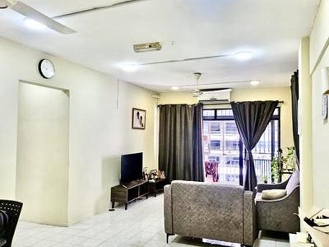 Condominium for rent in Country Heights Damansara, Kuala Lumpur