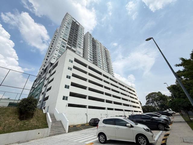 Condominium for sale in Petaling, Alam Impian