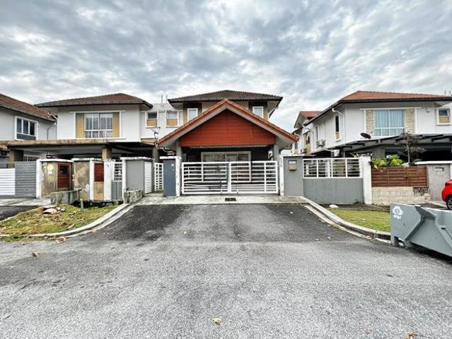 Residential House for sale in Kajang, Langat