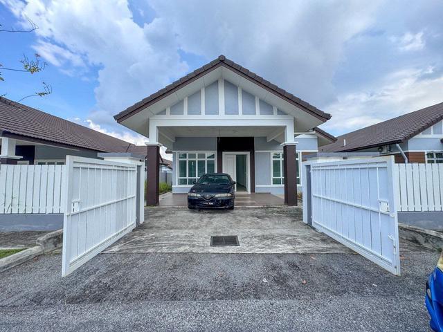 Bungalow for sale in Sendayan Village, Negeri Sembilan