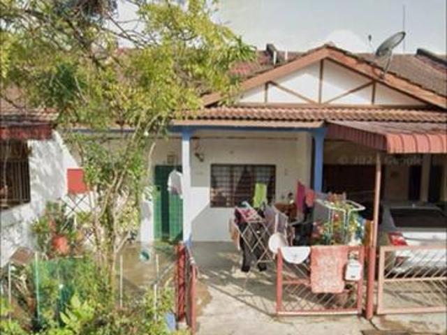 Terraced House for sale in Kuala Selangor, Selangor