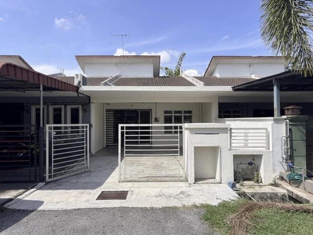 Terraced House for sale in Banting, Selangor