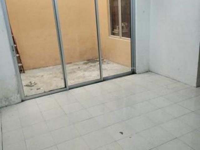 Terraced House for sale in Tanjong Sepat, Selangor