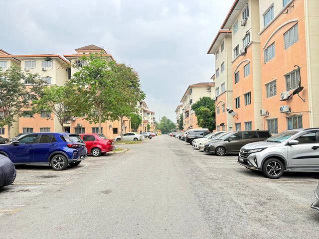 Apartment for sale in Kajang, Langat
