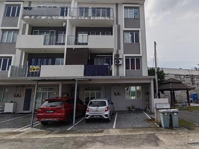 Townhouse for sale in Kajang, Langat