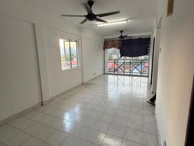 Flat for sale in Kajang, Langat