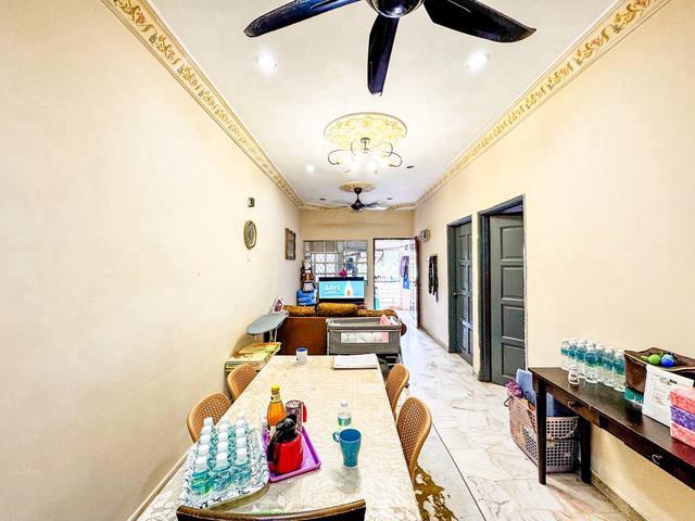 Townhouse for sale in Country Heights Damansara, Kuala Lumpur