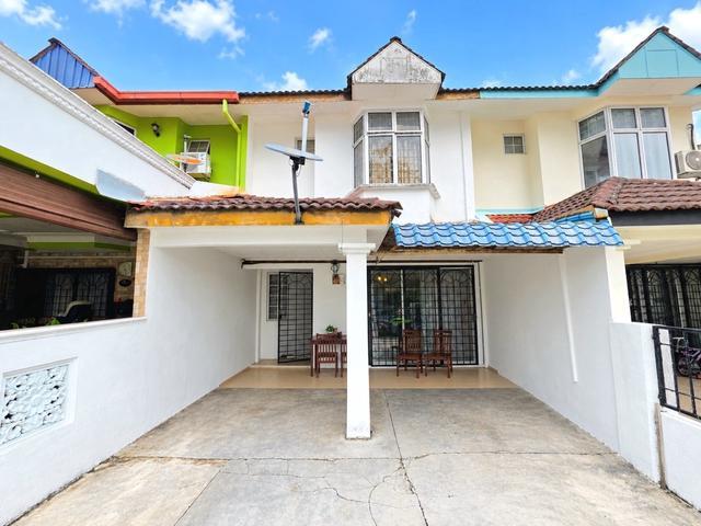 Terraced House for sale in Bandar Baru Salak Tinggi, Sepang