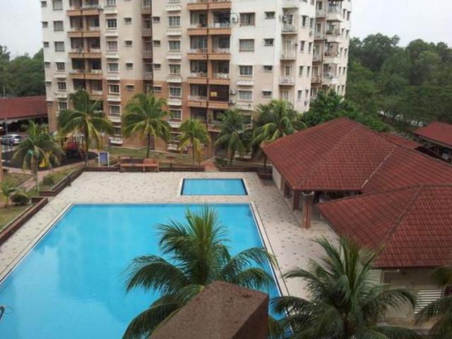 Condominium for sale in Petaling, Alam Impian
