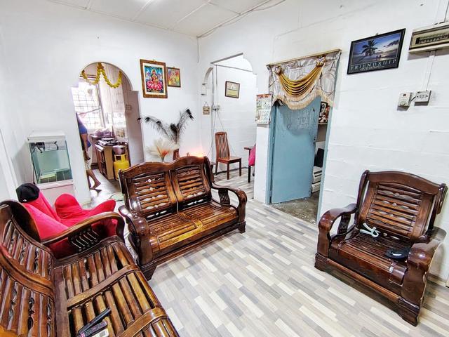 Flat for sale in Petaling, Subang Jaya