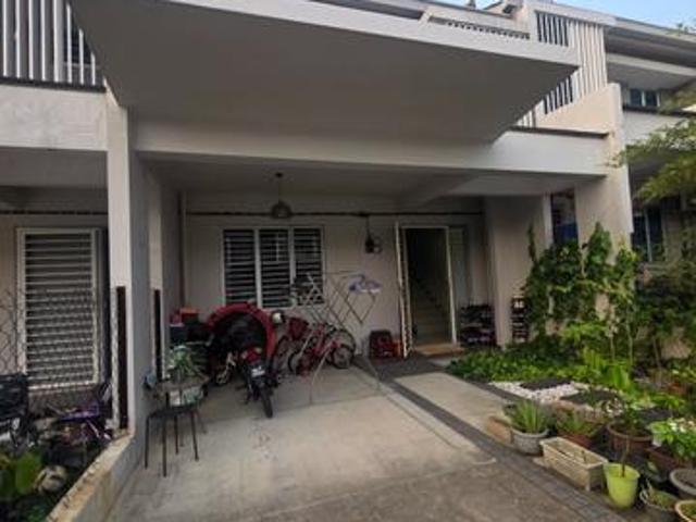 Terraced House for sale in Tanjong Sepat, Selangor
