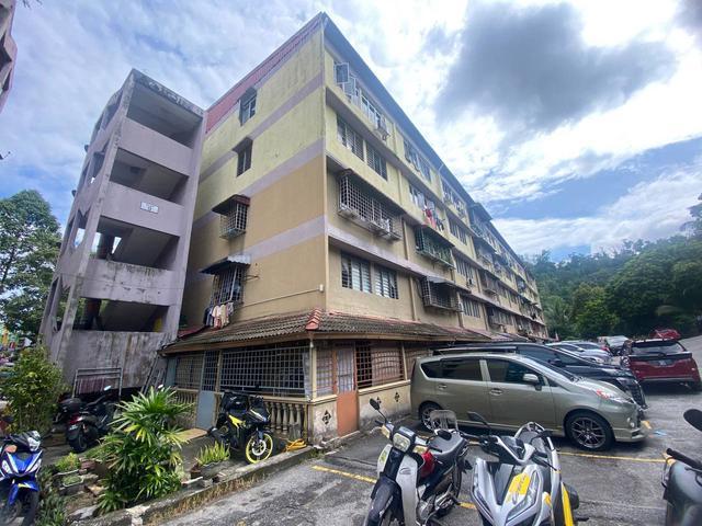 Flat for sale in Kajang, Langat