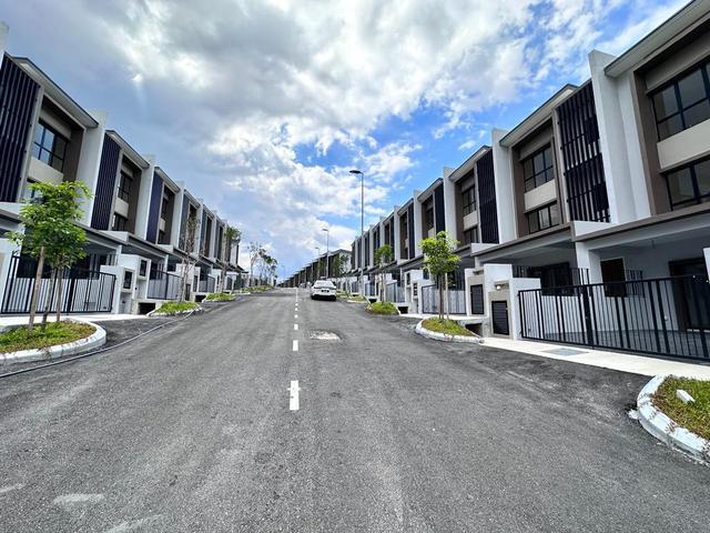 Terraced House for sale in Langat, Selangor
