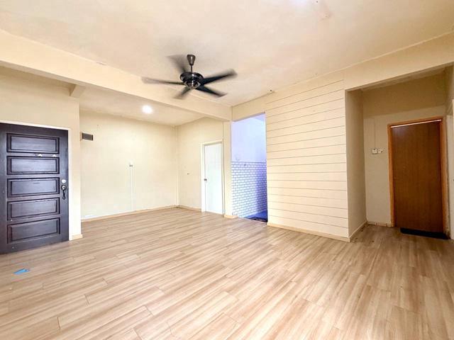 Apartment for sale in Langat, Selangor