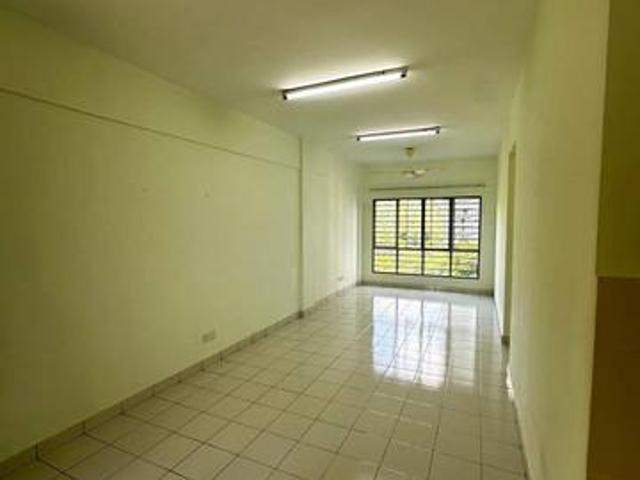 Apartment for sale in Kajang, Langat