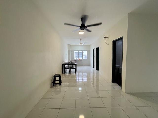 Townhouse for sale in Tanjong Sepat, Selangor