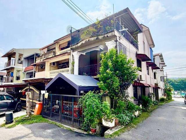 Terraced House for sale in Country Heights Damansara, Kuala Lumpur